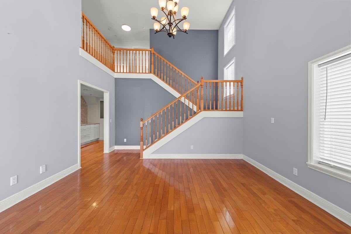 Carmel Ave - Photo 5 of 50