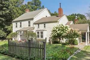 featured image of 264 Titicus Rd