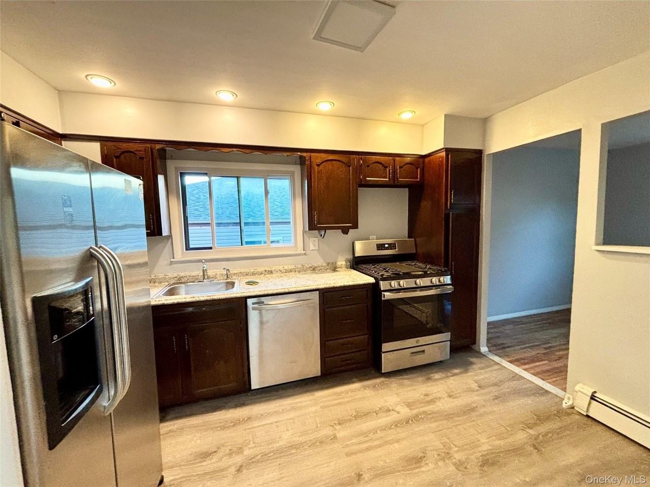 25620 Craft Ave #2ndFL - Photo 3 of 19