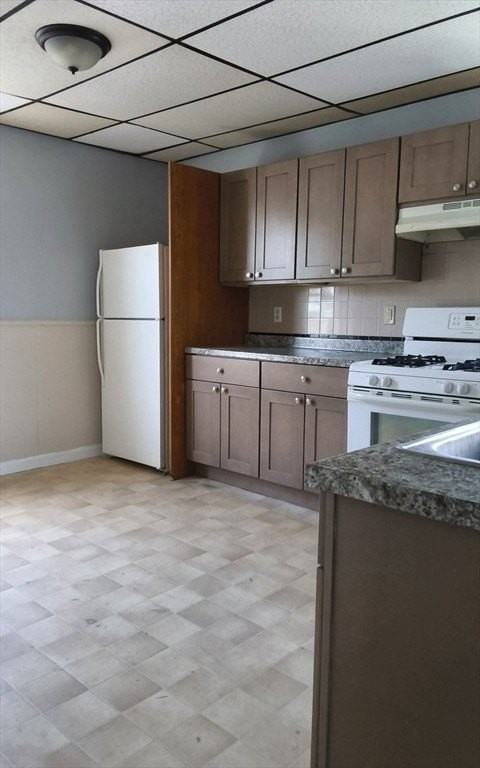 911 County St #3 - Photo 7 of 12