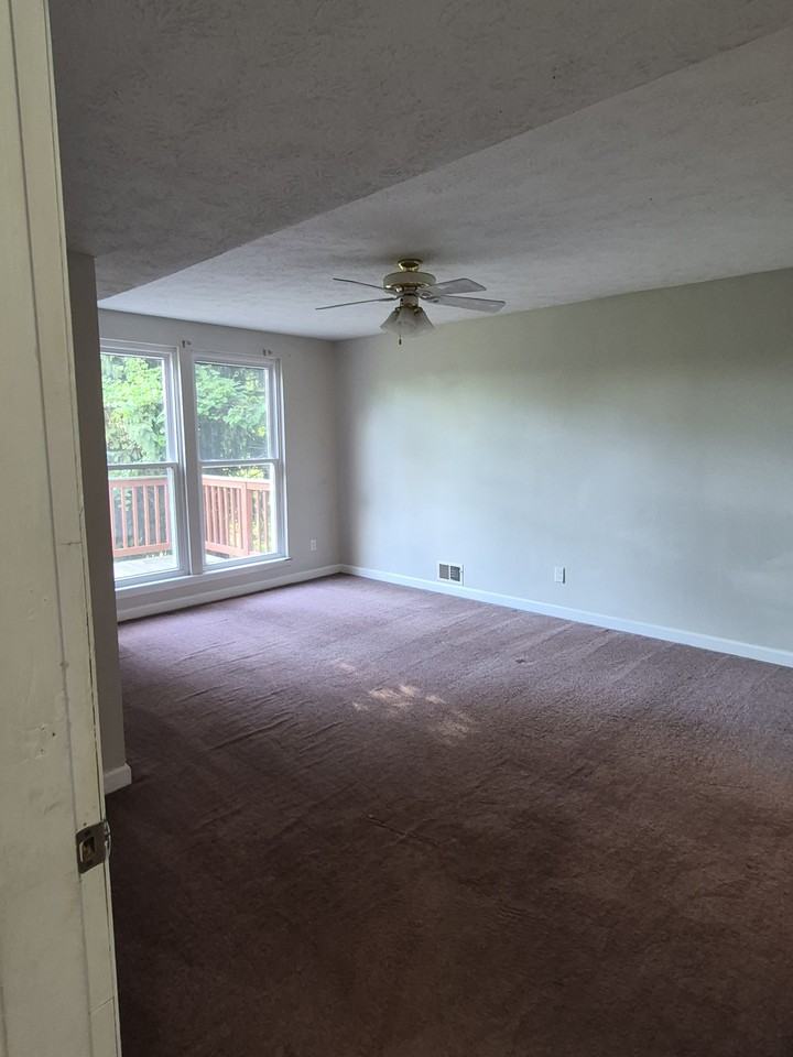 2301 Mount Troy Rd #1 - Photo 7 of 10
