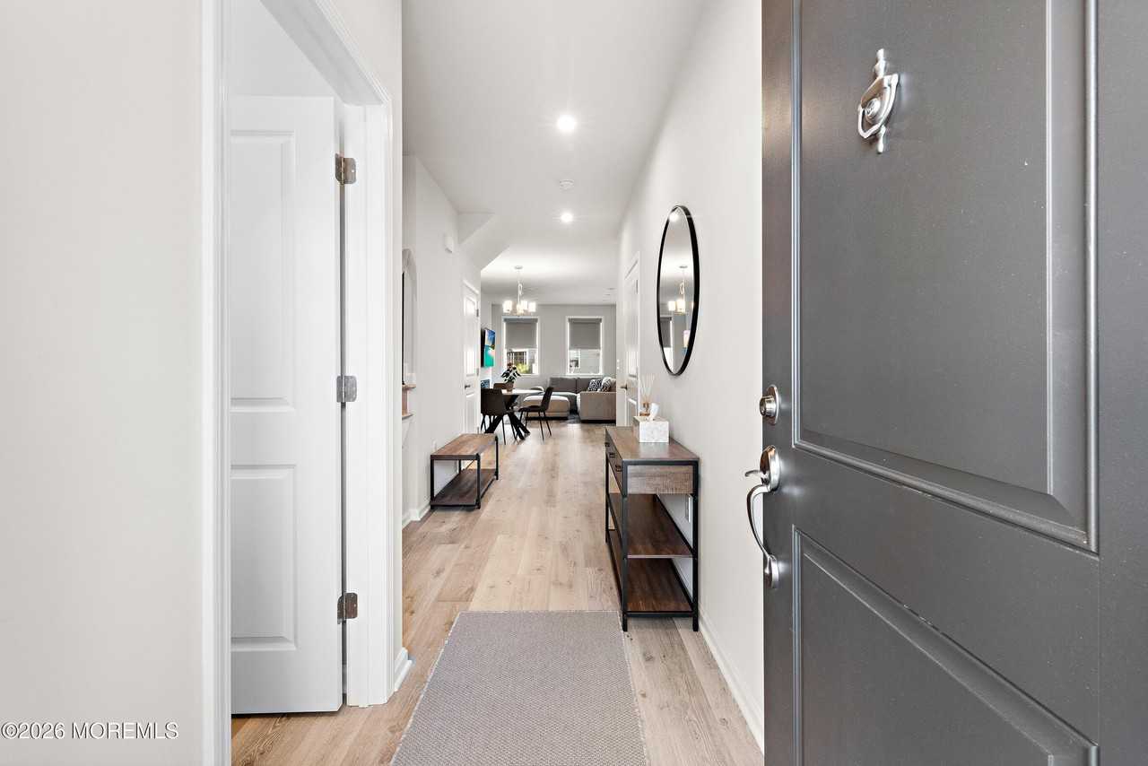15 Laird Way - Photo 5 of 50