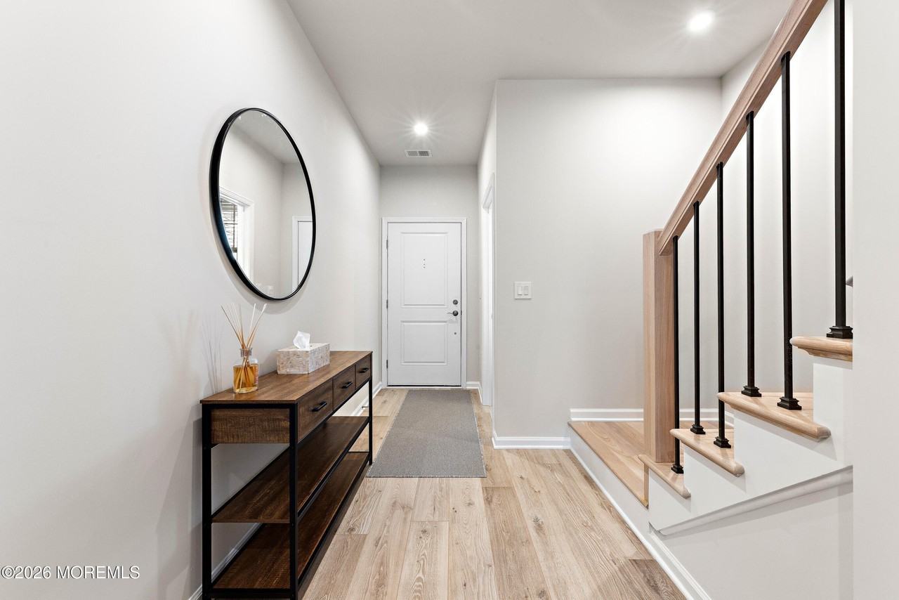 15 Laird Way - Photo 6 of 50