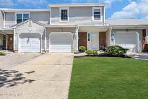 featured image of 86 Holly Dr