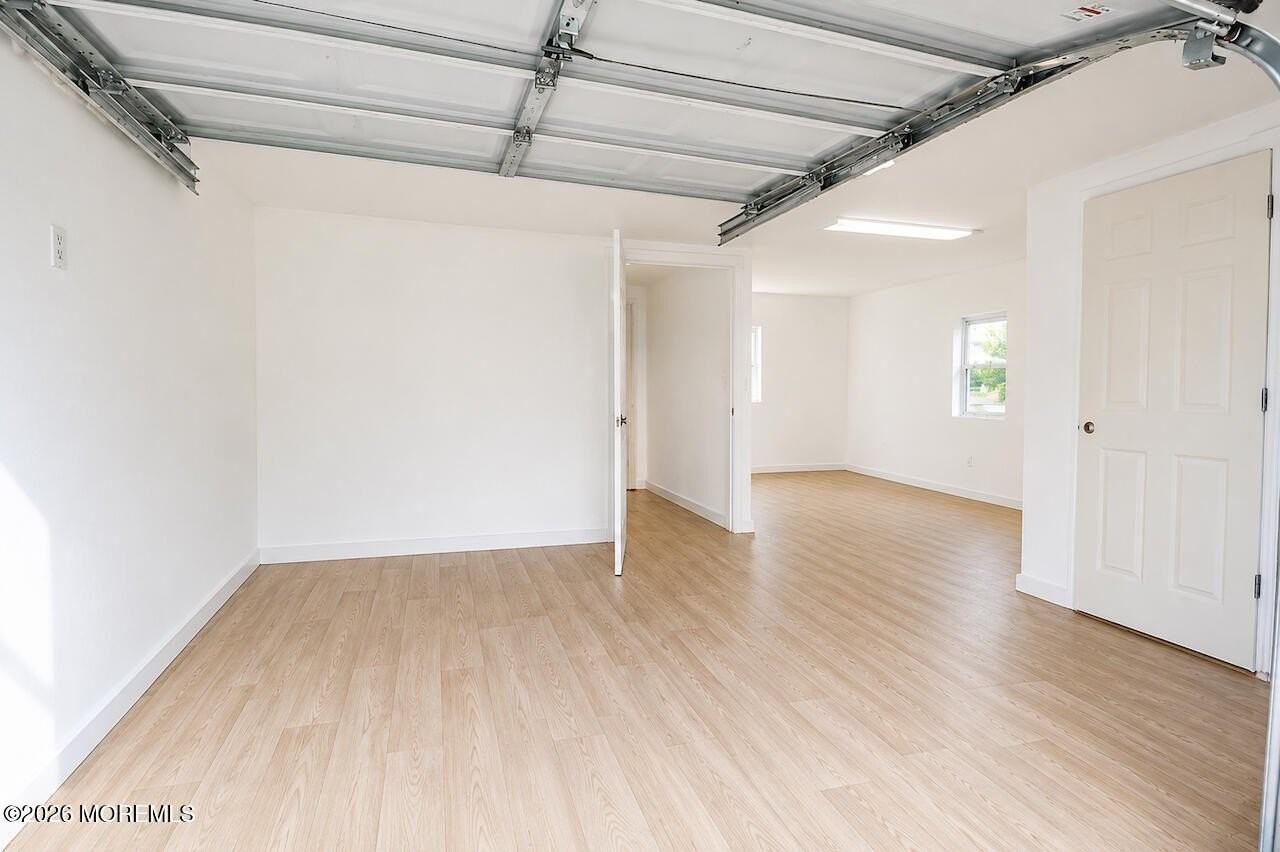 130 Court St #G - Photo 4 of 11
