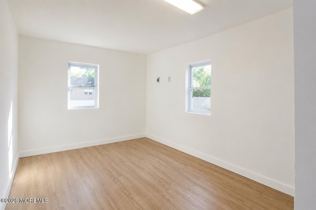 130 Court St #G - Photo 6 of 11