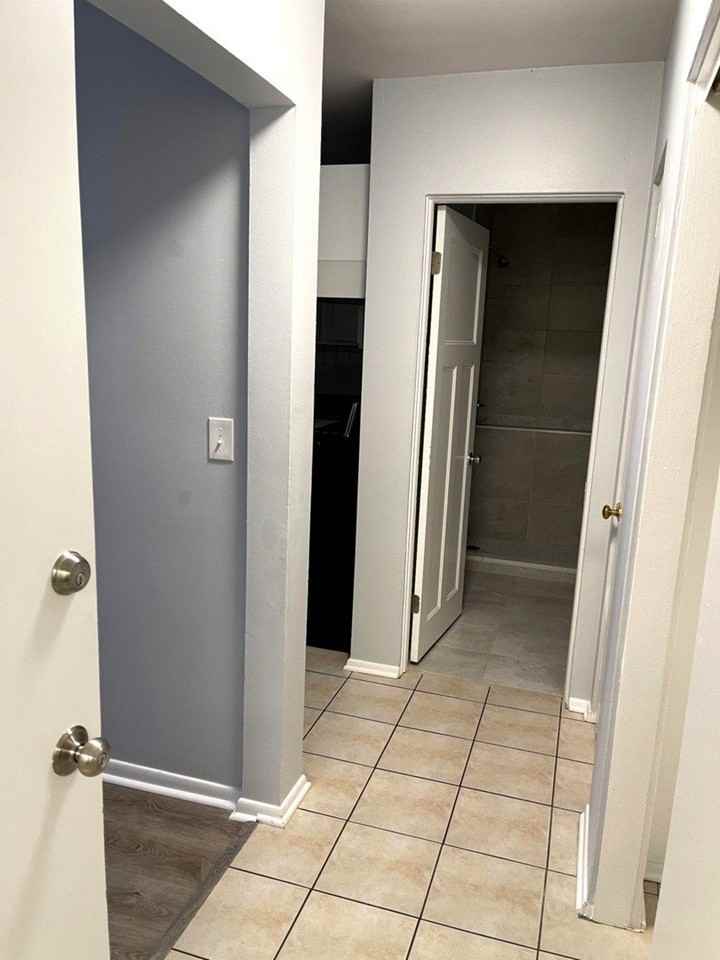 131 S Washington St #1 - Photo 7 of 12
