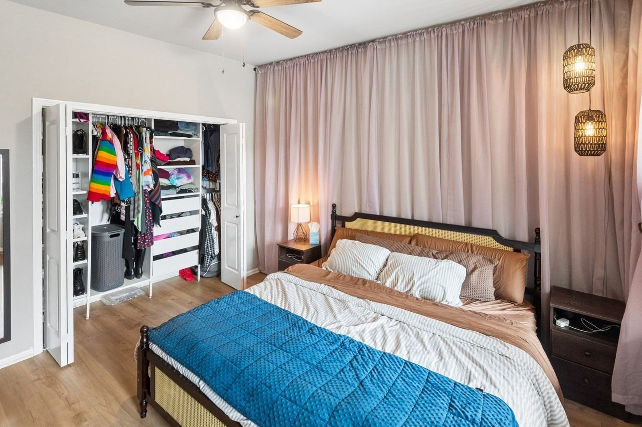 1474 W Carmen Ave #1 - Photo 5 of 10