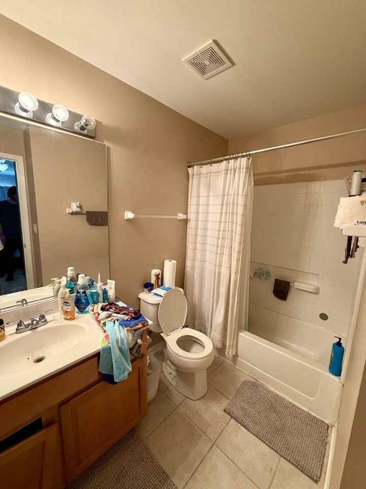 505 Cary Woods Cir - Photo 7 of 11