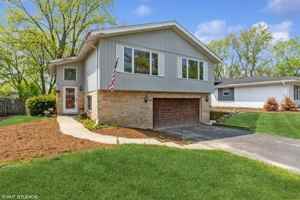 featured image of 47 W Stone Ave