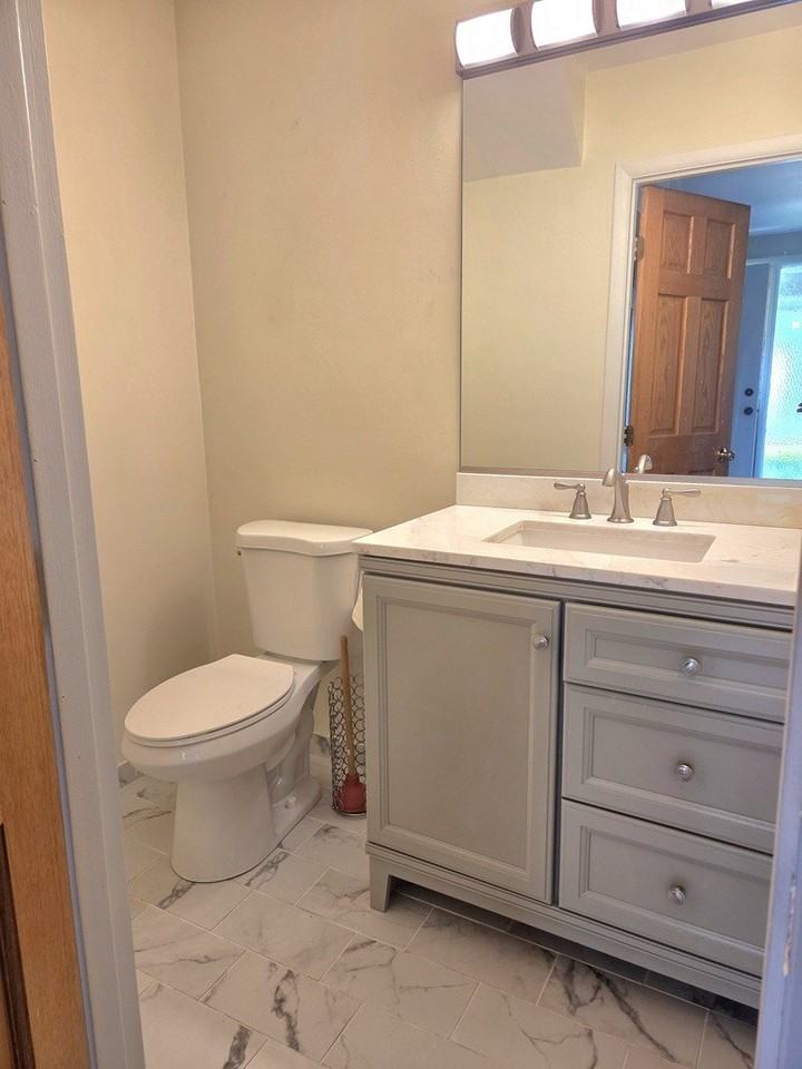 614 Dunham Rd - Photo 6 of 15