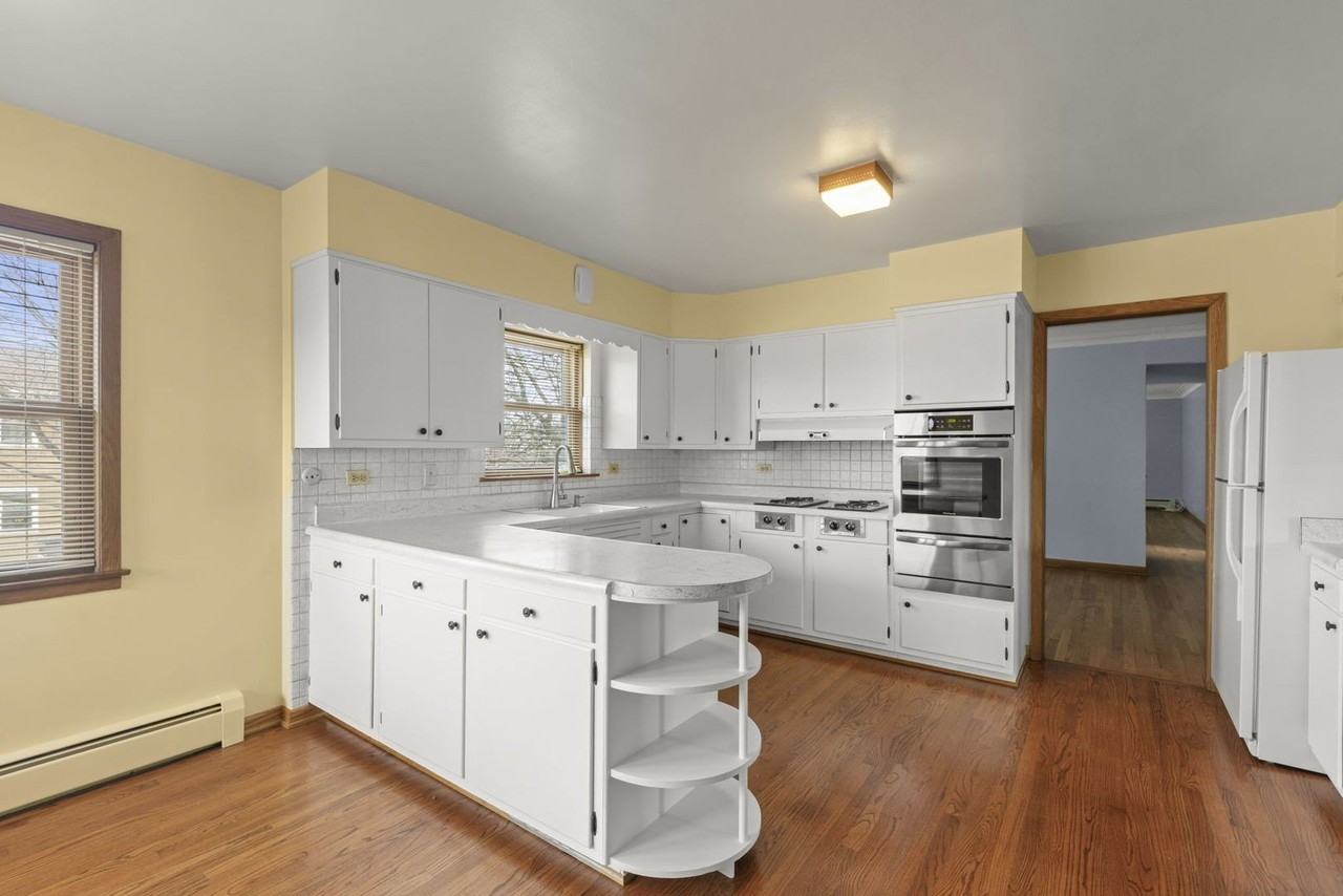 6401 W 52nd St #2 - Photo 2 of 18