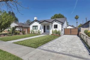 featured image of 2115 W Clark Ave