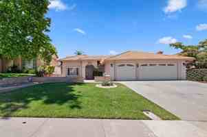 featured image of 10045 Miracanto Way