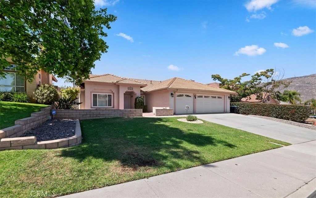 10045 Miracanto Way - Photo 3 of 41