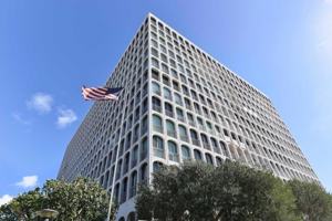featured image of 1001 Genter St #6J
