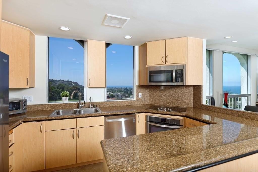 1001 Genter St #6J - Photo 6 of 21