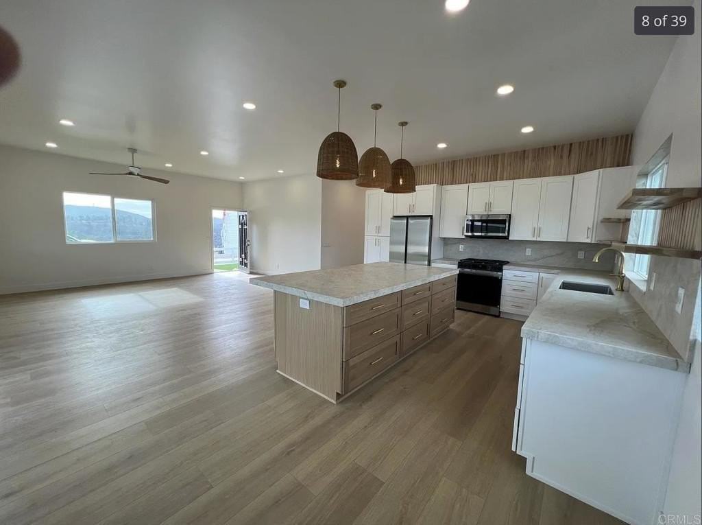 1533 Avohill Drive - Photo 3 of 18