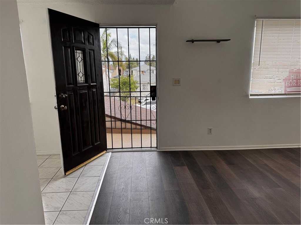 12146 216th St #C - Photo 3 of 12
