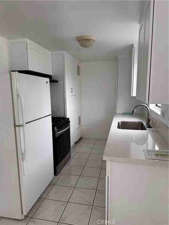 12146 216th St #C - Photo 5 of 12
