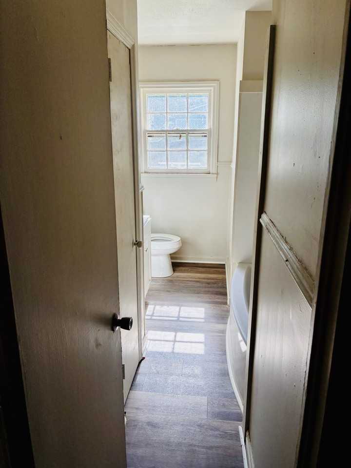806 Miller Ave #1 - Photo 6 of 18