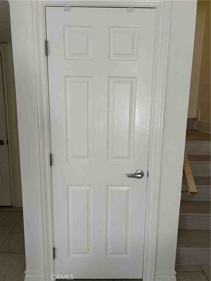 22141 Burbank Blvd #1 - Photo 6 of 27