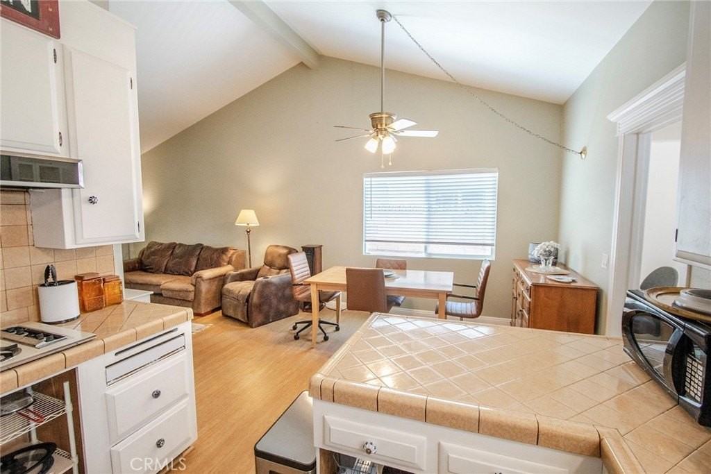 22522 Festividad Dr - Photo 2 of 34