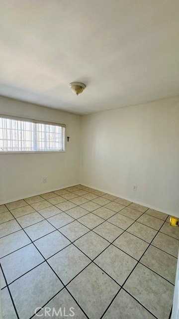 3824 Princeton St - Photo 6 of 9