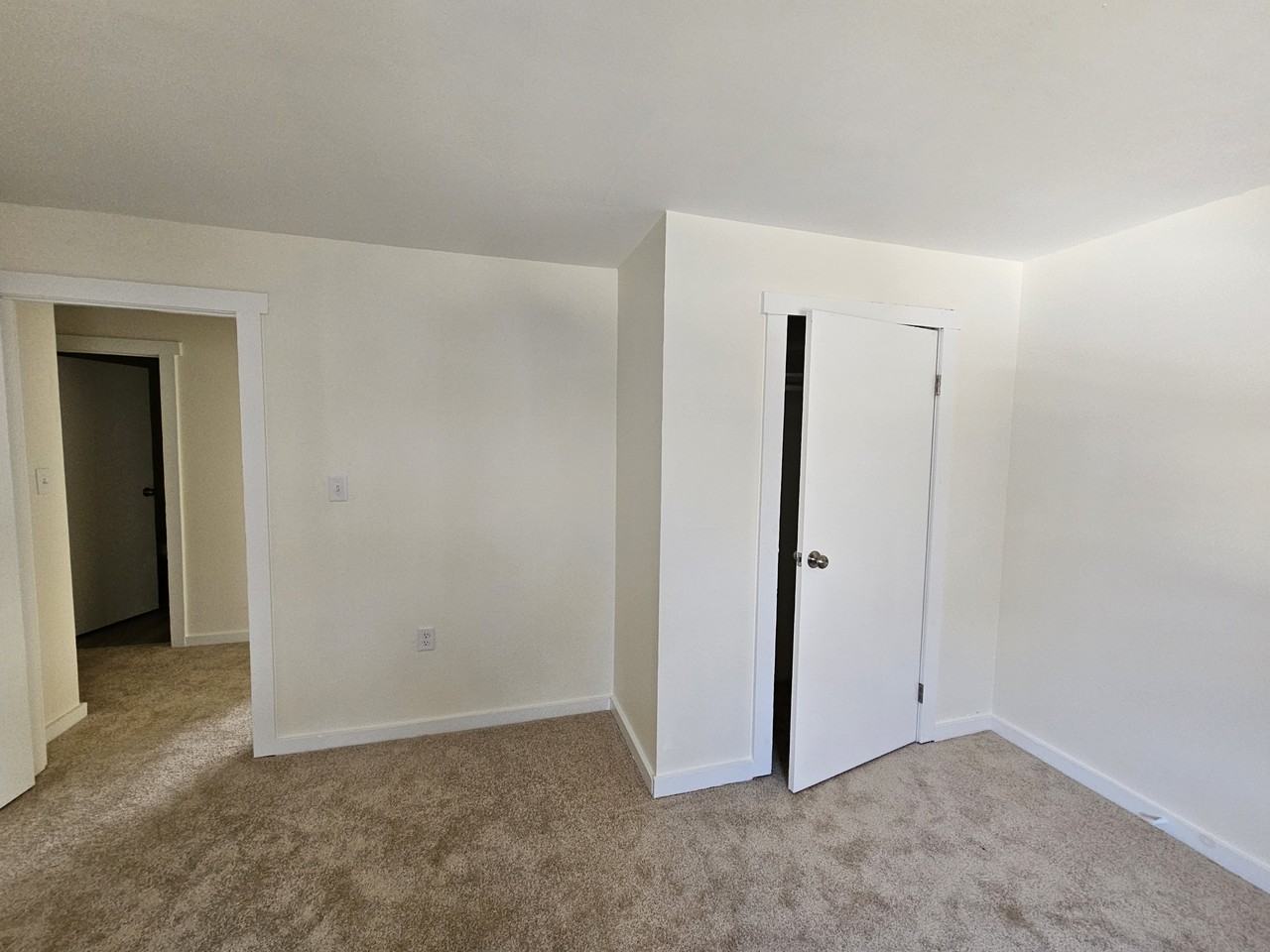 40 Grondin Dr #2 - Photo 4 of 6