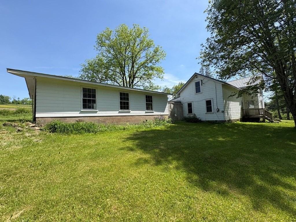 1058 Campbell Run Rd - Photo 2 of 35