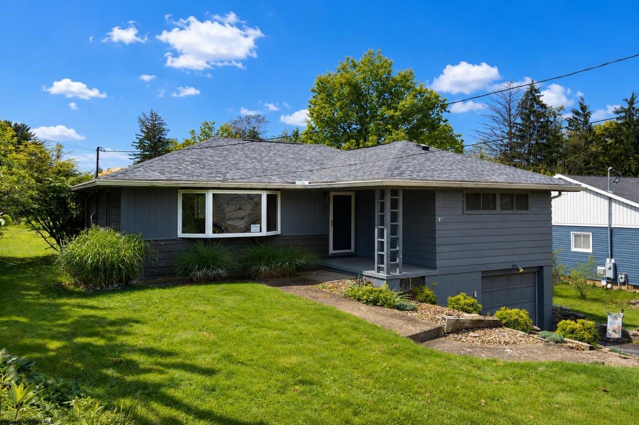 1217 Corvet Ave - Photo 3 of 30
