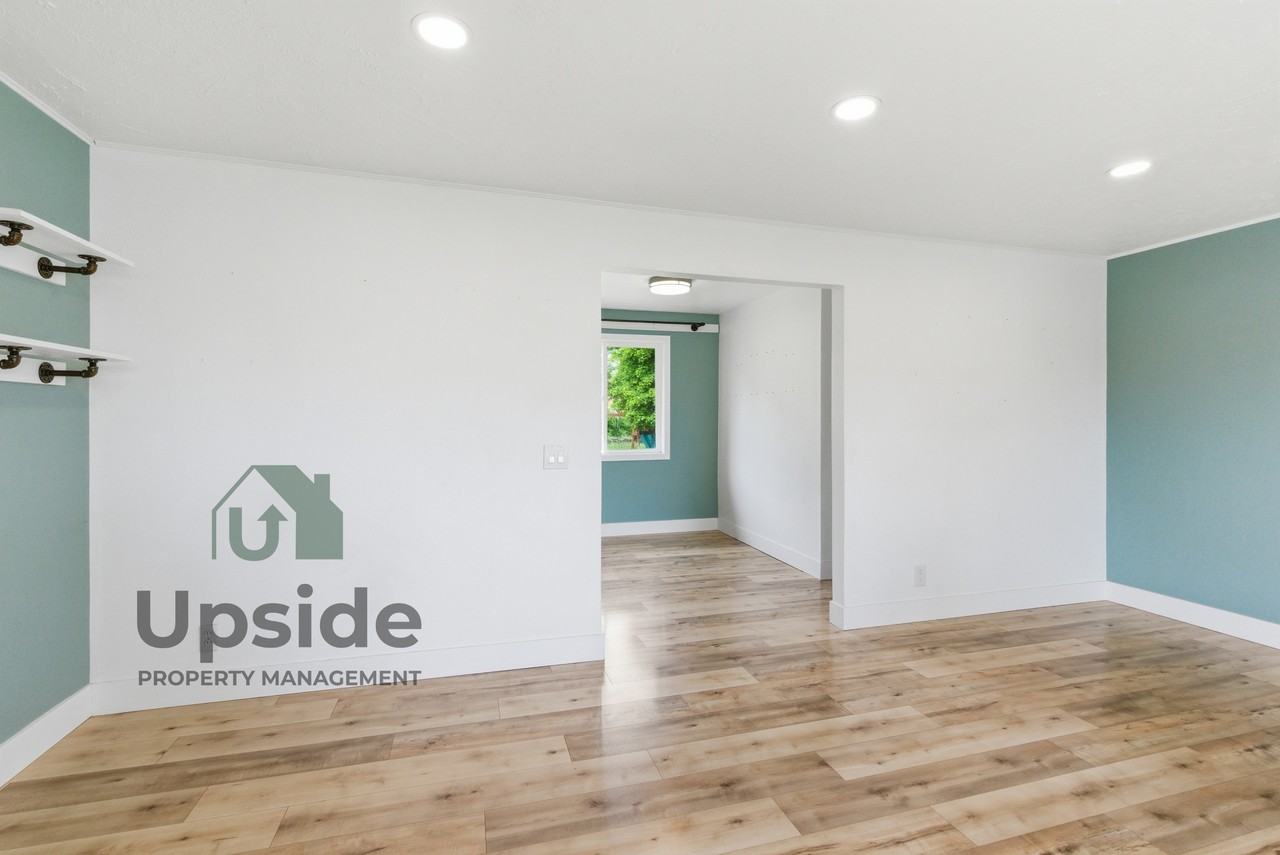 8719 E Valleyway Ave #1 - Photo 6 of 45