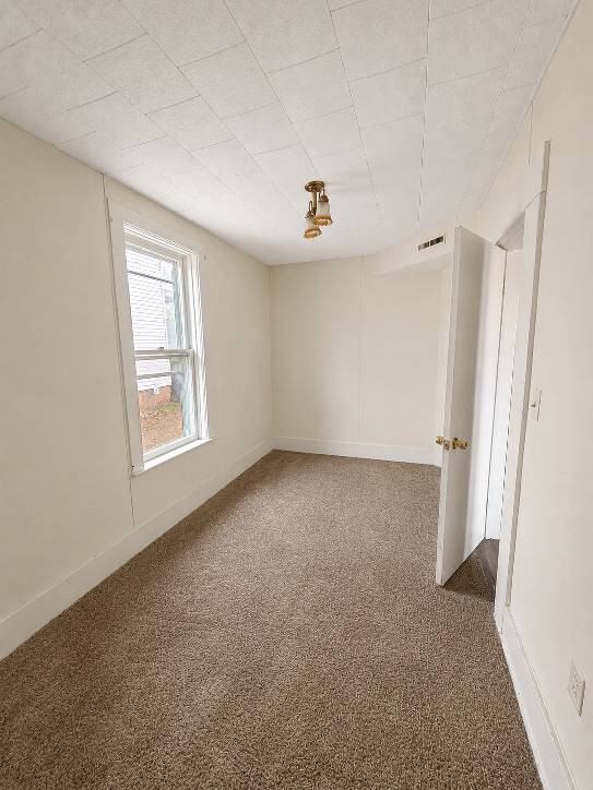 734 Jackson St Lowr - Photo 5 of 6