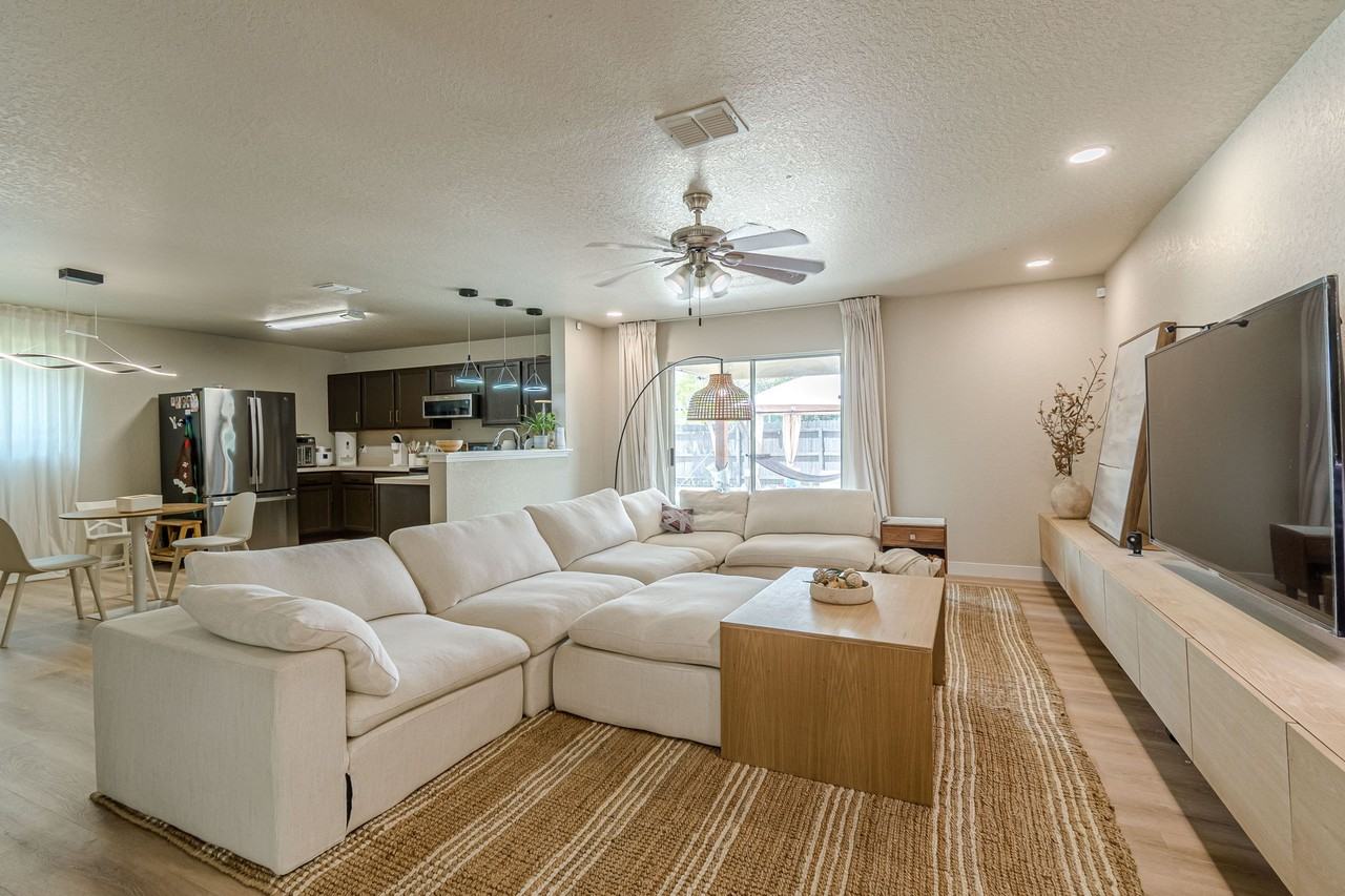 4411 Southton Way #1 - Photo 5 of 19