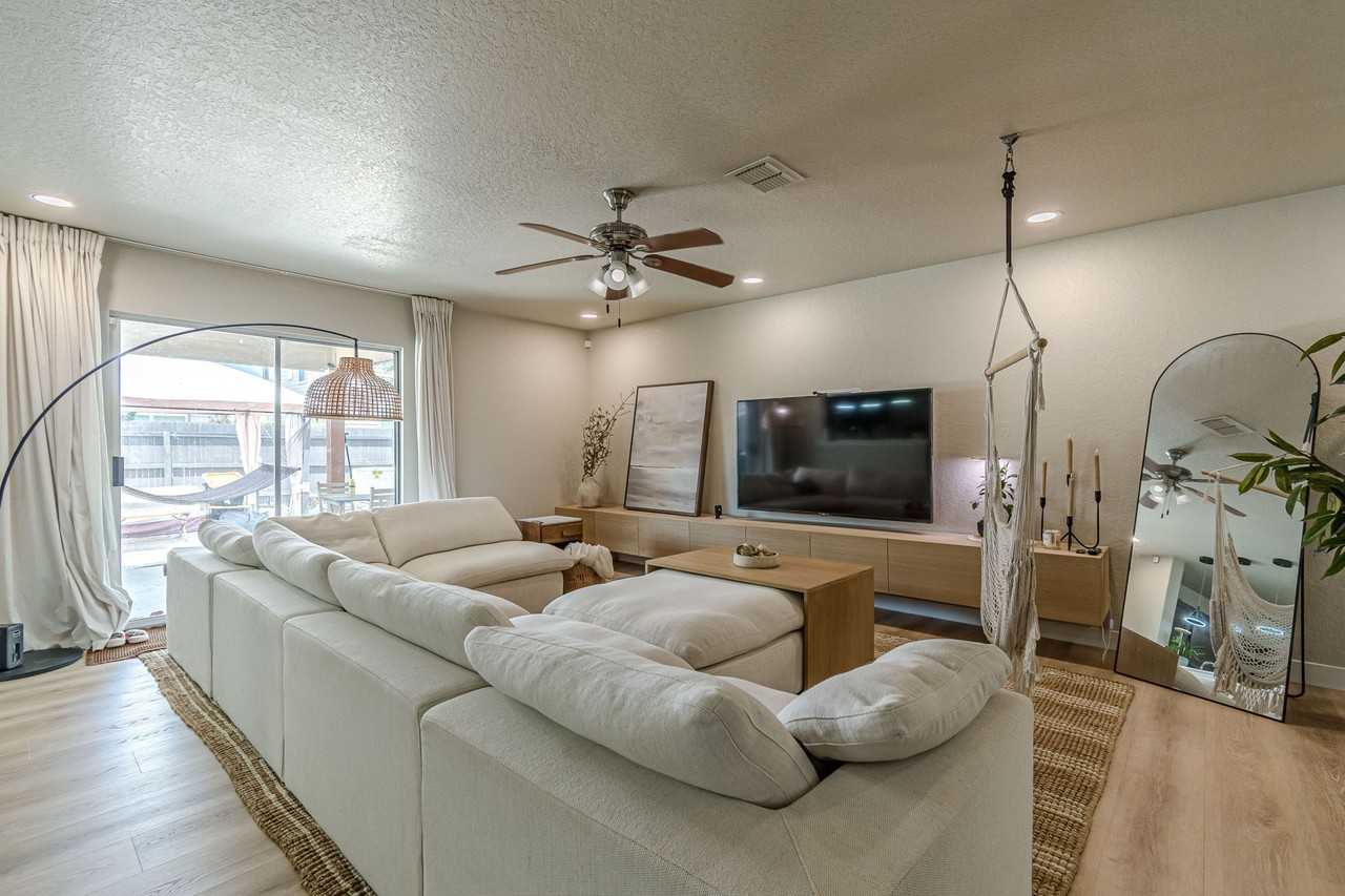 4411 Southton Way #1 - Photo 6 of 19