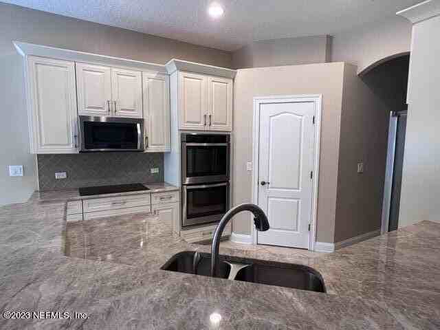 3581 Sir Rogers Ct - Photo 7 of 28