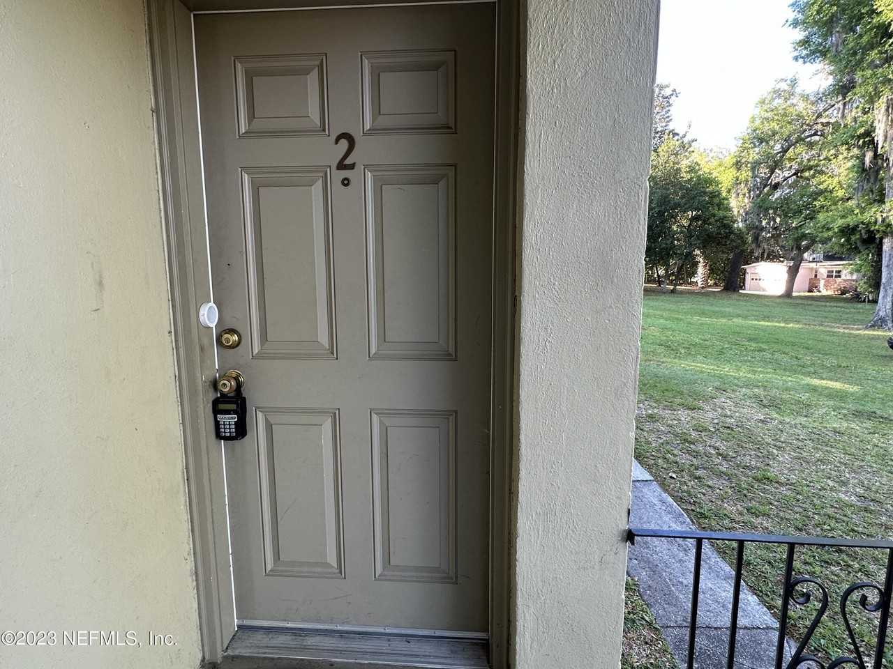 5148 Floral Bluff Rd #2 - Photo 4 of 20