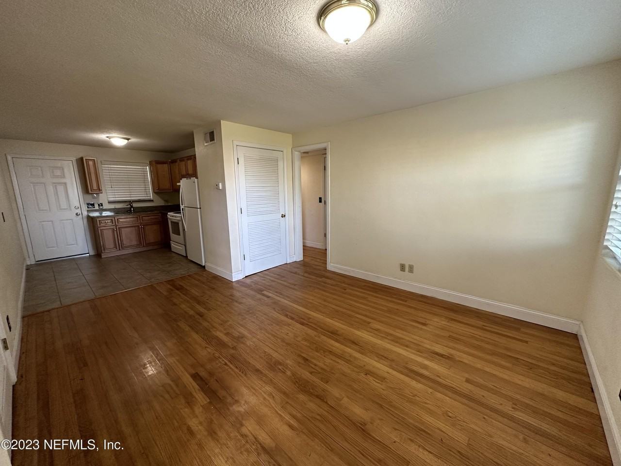 5148 Floral Bluff Rd #2 - Photo 5 of 20