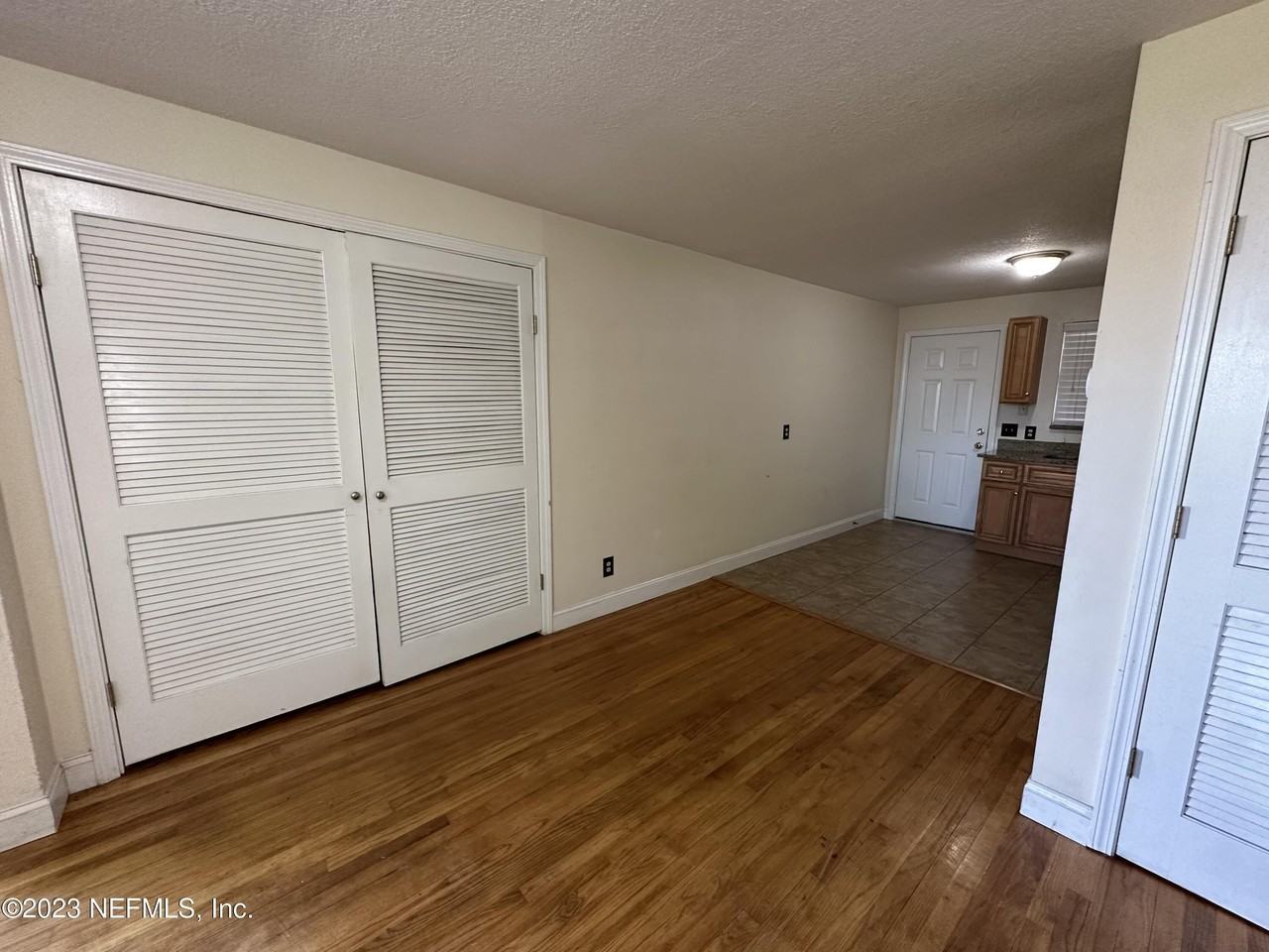 5148 Floral Bluff Rd #2 - Photo 7 of 20