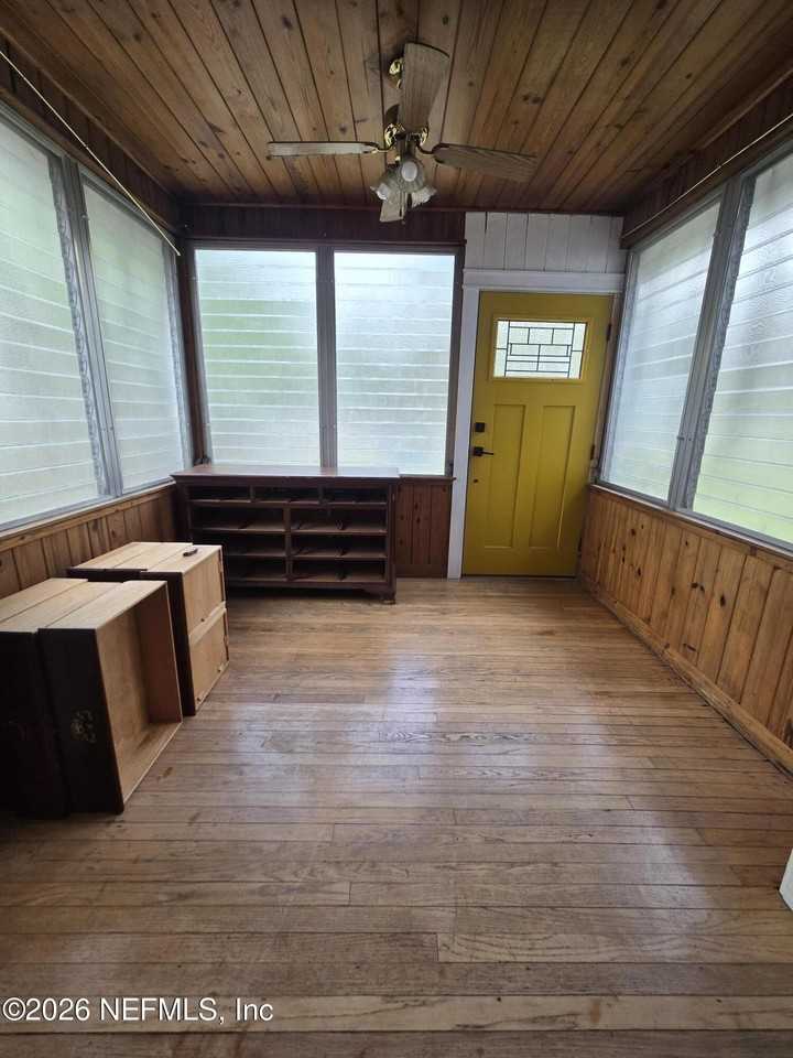 1822 Inwood Ter - Photo 2 of 23