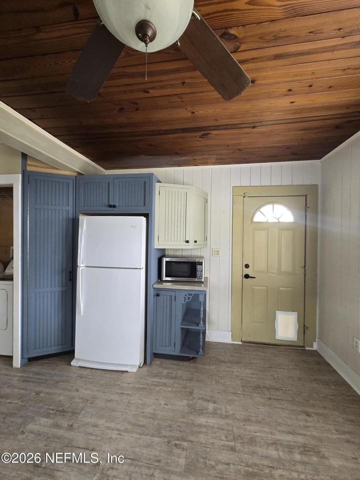 1822 Inwood Ter - Photo 7 of 23