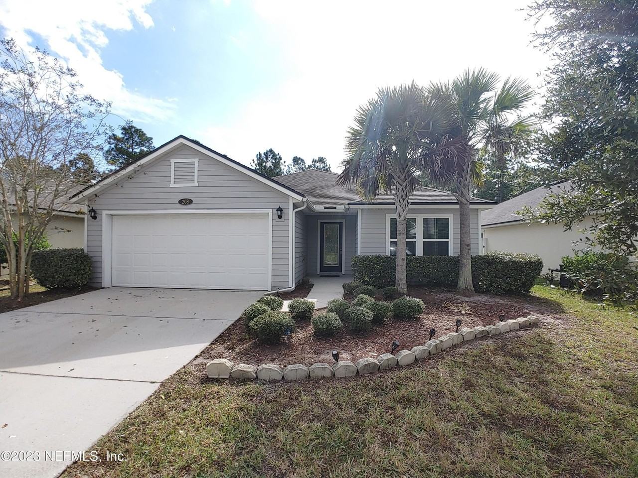 208 Midway Park Dr - Photo 3 of 33