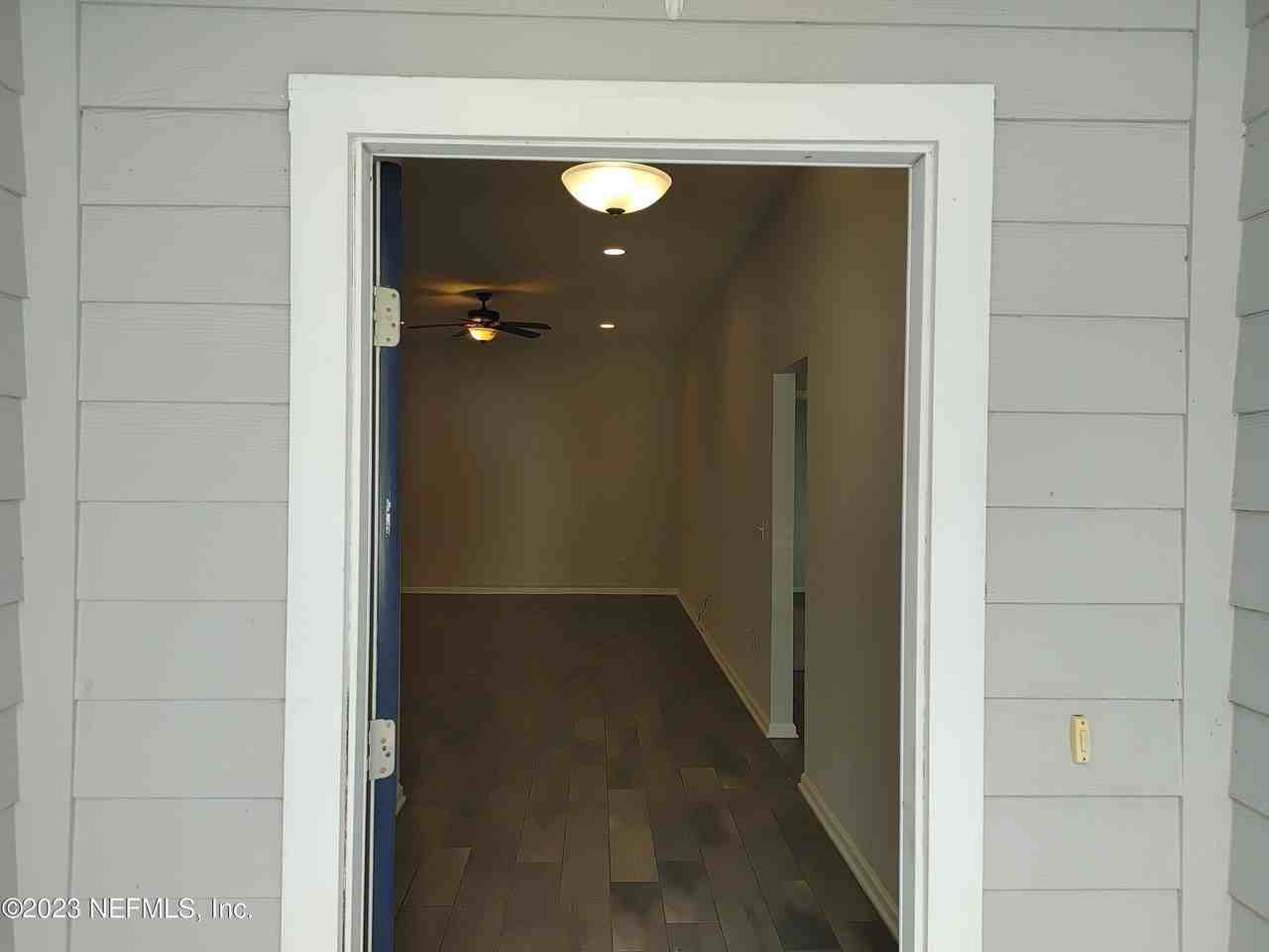 208 Midway Park Dr - Photo 5 of 33