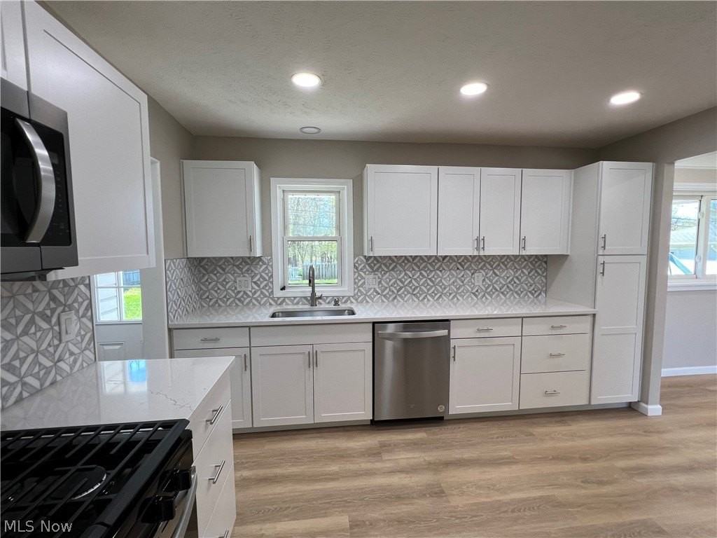 7326 Dell Haven Dr - Photo 6 of 19