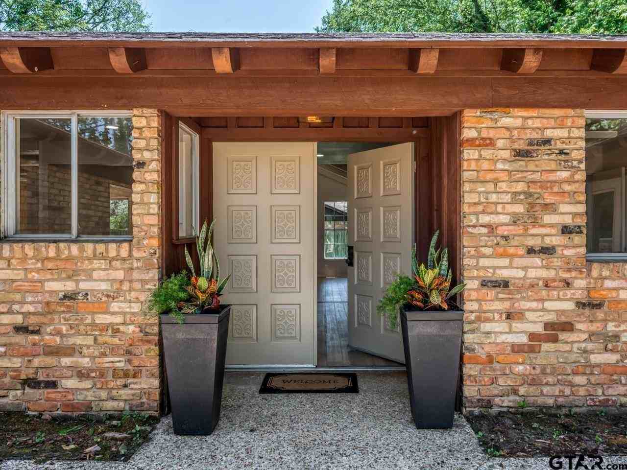 509 Winchester Dr - Photo 4 of 31