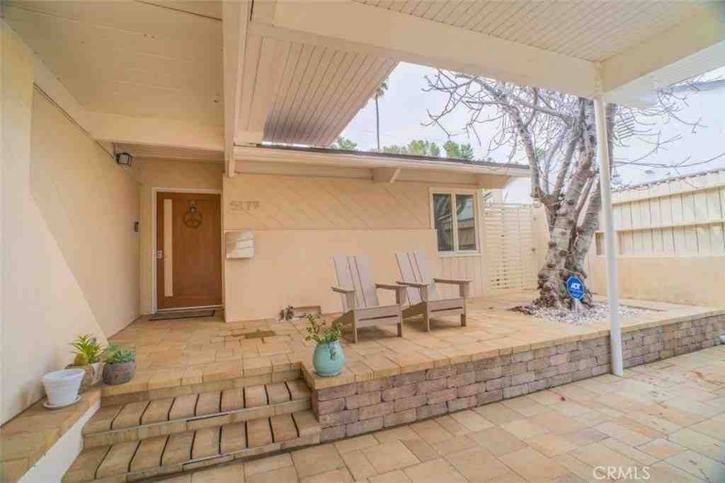 5179 Canoga Ave - Photo 4 of 21