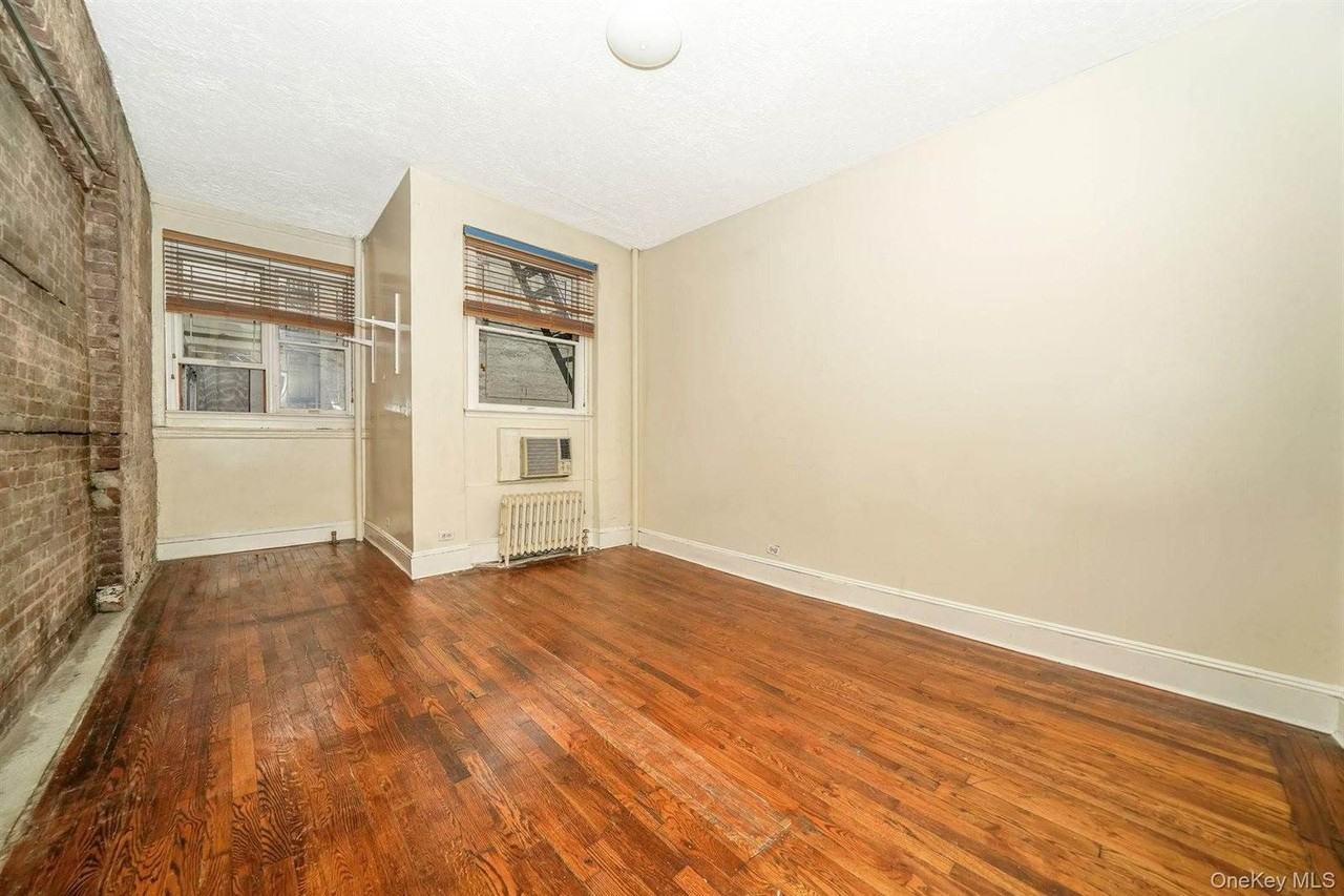 363 3rd Ave #2B - Photo 6 of 12