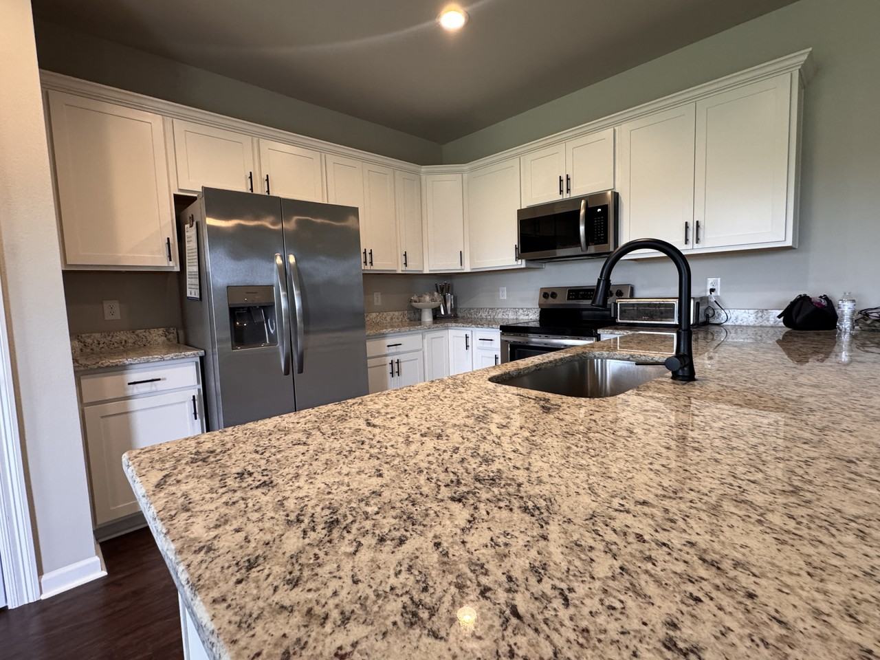 11609 Water View Ave #1 - Photo 4 of 20