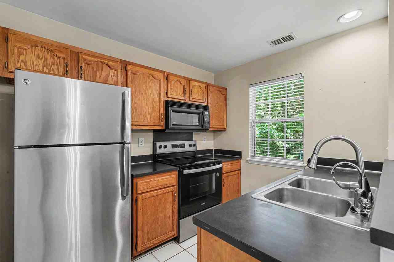 3238 Summercroft Ln #1 - Photo 6 of 11