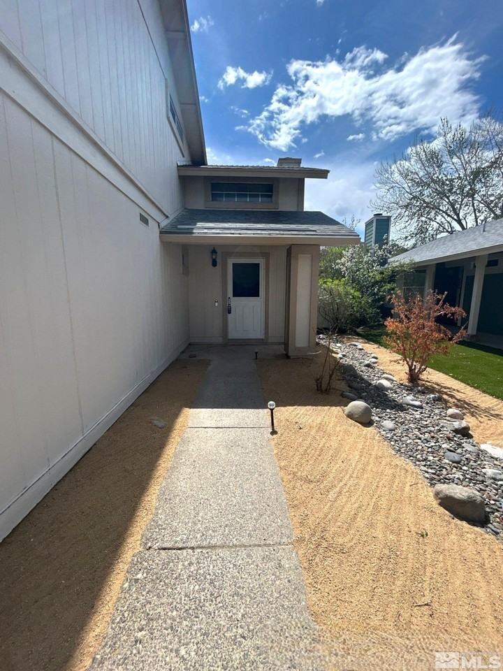 6126 White Water Way - Photo 2 of 19
